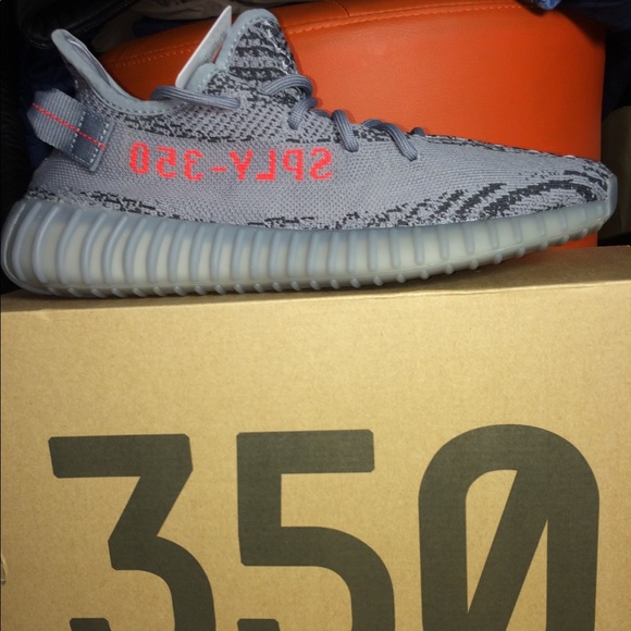 Yeezy 350 V2 - Picture 6 of 6